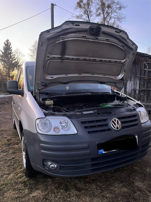 Продам машину Voskswagen Caddy 2008 рік , дуже гарниму стані , дзвоніт