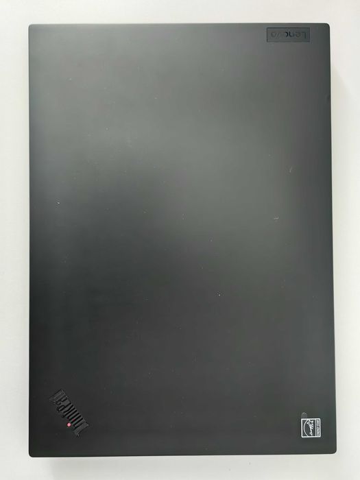 Lenovo ThinkPad P1 Gen 6 - i7-13800H 32GB 1TB RTX A1000