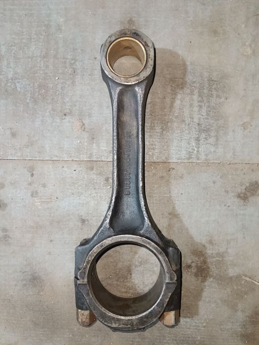 Шатун Д37 (Т 40)