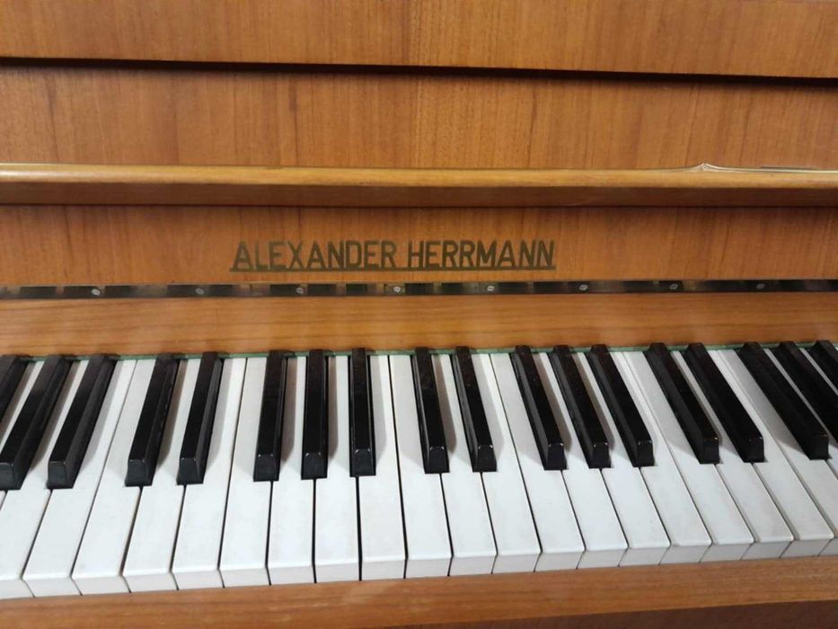 Pianino Alexander Herrmann