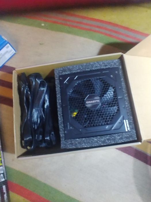 Блок живлення 750w Gold Modular P750GM