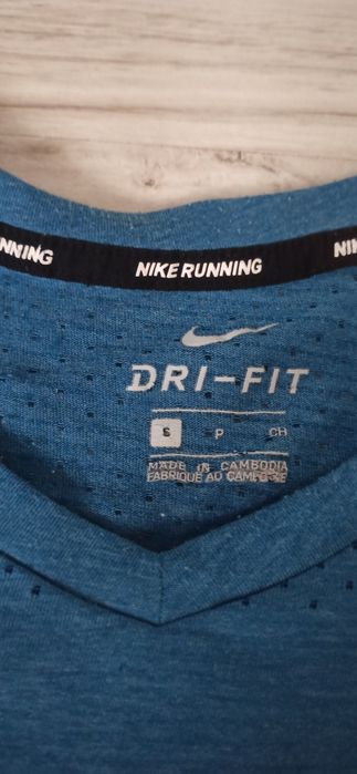 T-shirt Nike dri-fit S