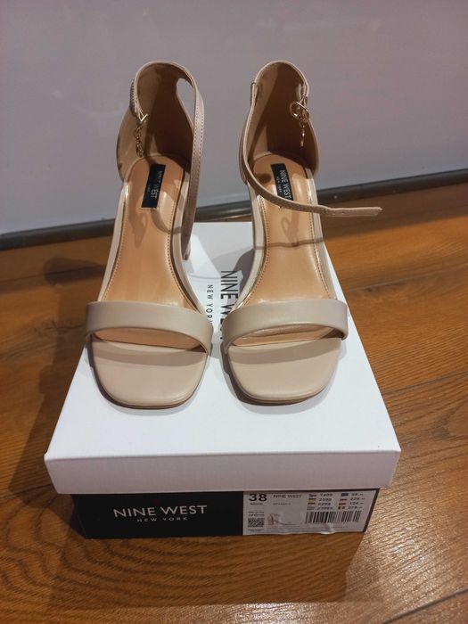 Nine West WFA2647-1 sandały na słupku rozm.38