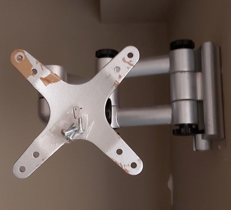 Suporte para tv em bom estádio