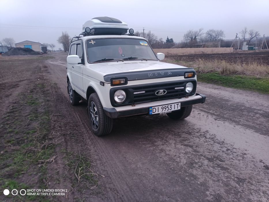 ВАЗ нива 2121 в хорошем состоянии