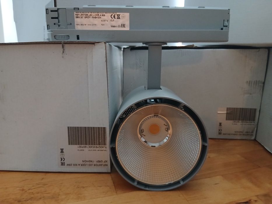 18 st Sprzedam lamp ledowych na szynoprzewód