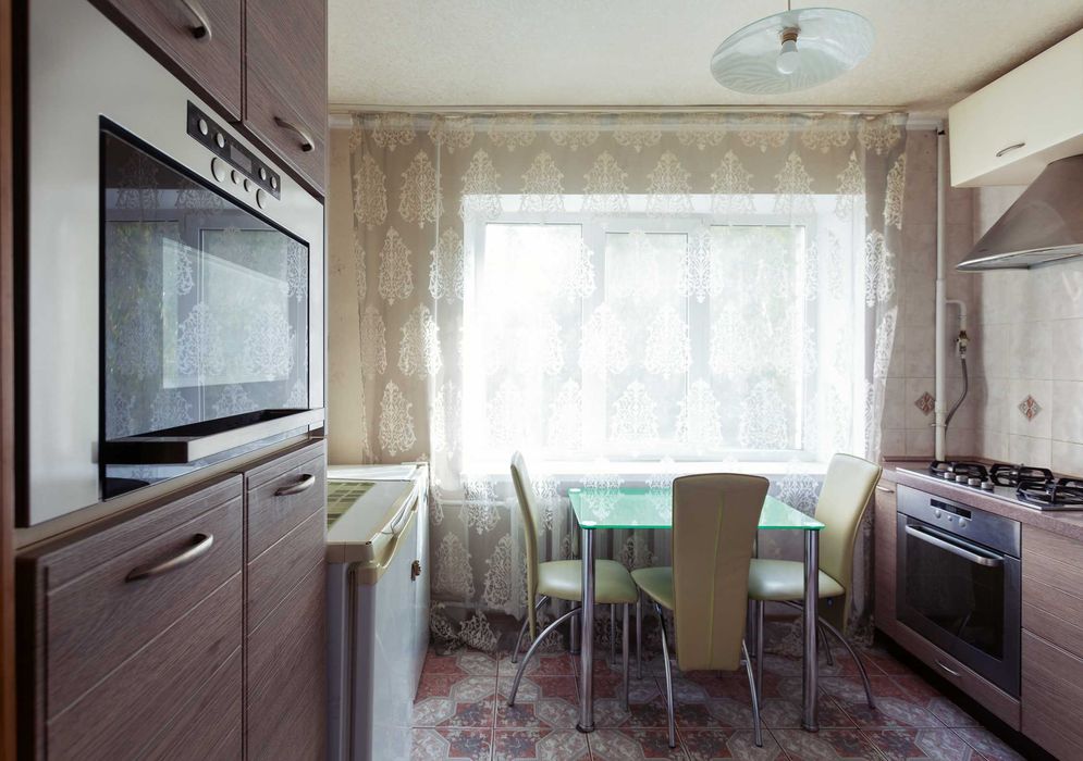 Тихий центр, Печерськ // Лавра.