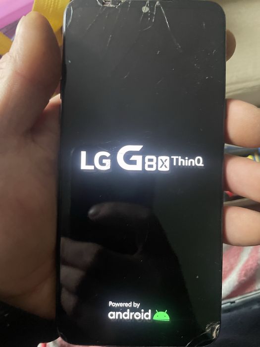 Продаю Телефон ))