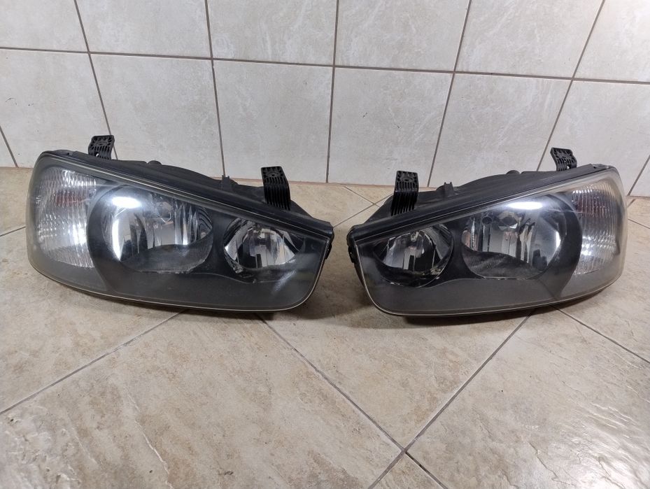 Hyundai elantra lampa reflektor prawy lewy komplet Europa przód wysyłk