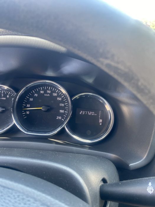 Продам рено логан