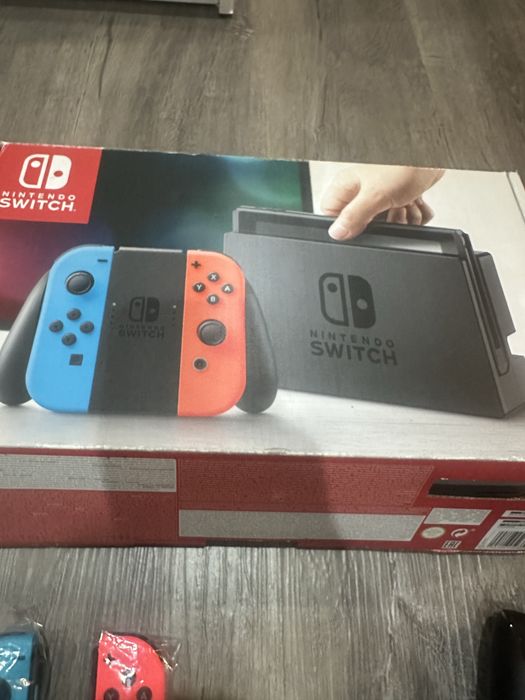 Nintendo Switch V1 Completa com Caixa – Excelente Estado