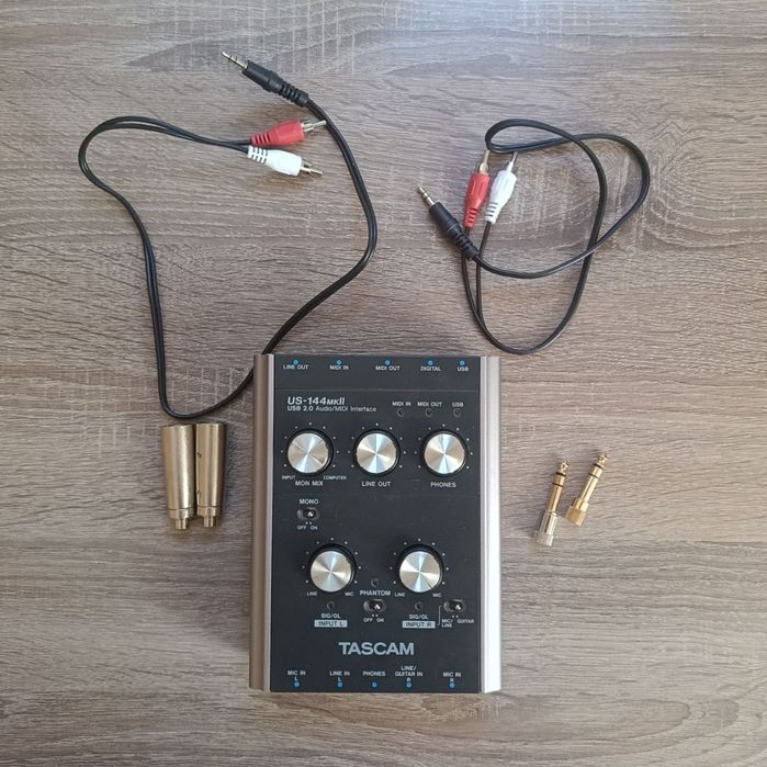 Звукова карта Tascam us-144mk II