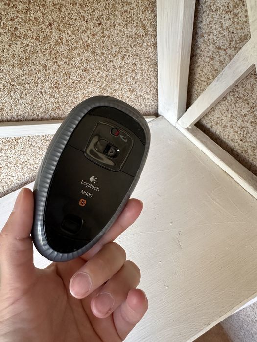 Миша Logitech Touch Mouse