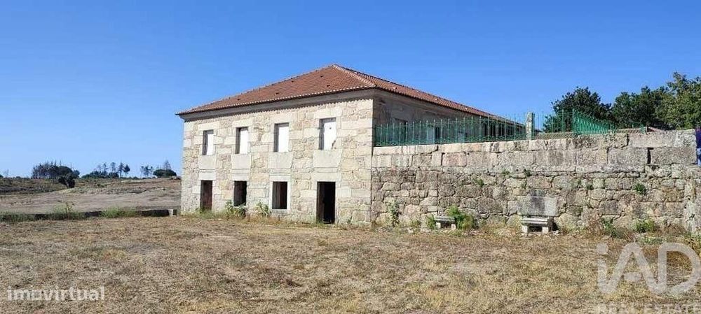 Quinta em Sameice e Santa Eulália de 240 m2