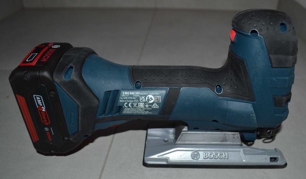 Wyrzynarka Bosch GST 18V-LI S + 1x Akumulator 5.0 Ah Ładowarka