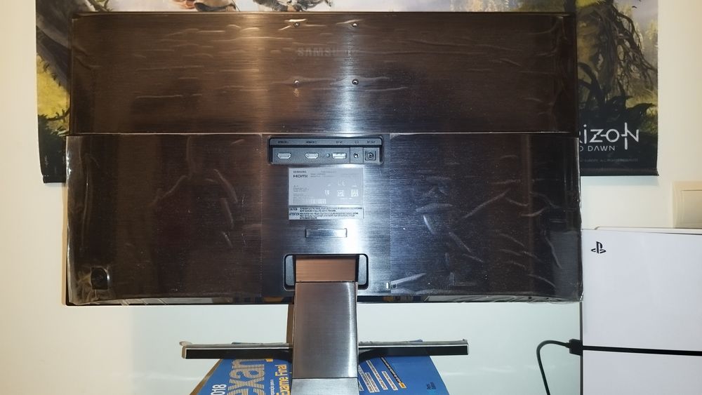 Monitor UHD LED Samsung U28E590D de 28 polegadas