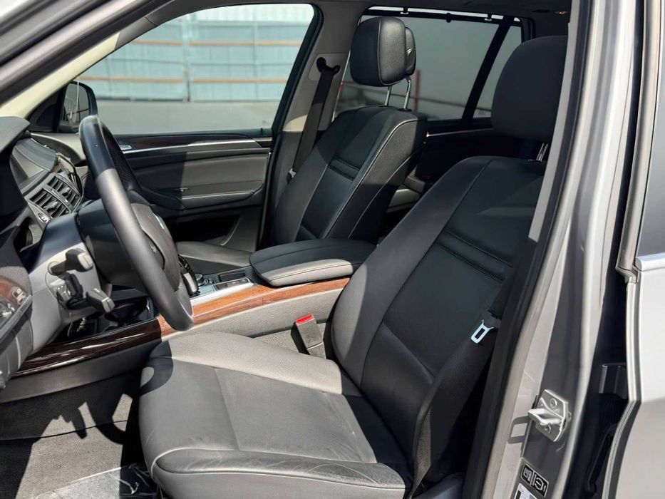 BMW X5 xDrive35d      2013