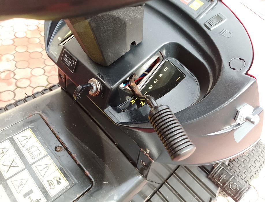 Газонокосарка трактор CastelGarden газонокосилка косарка