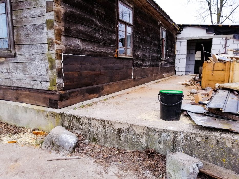 Wymiana podwalin / renowacja domów z drewna