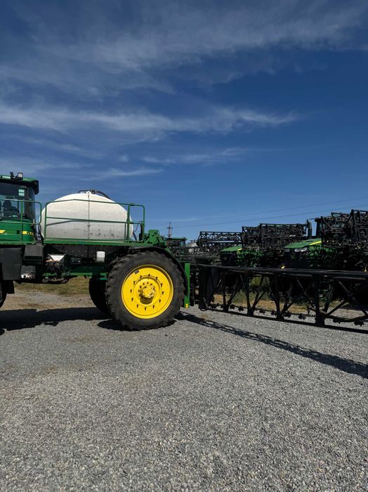 самохідний обприскувач John deere 4930