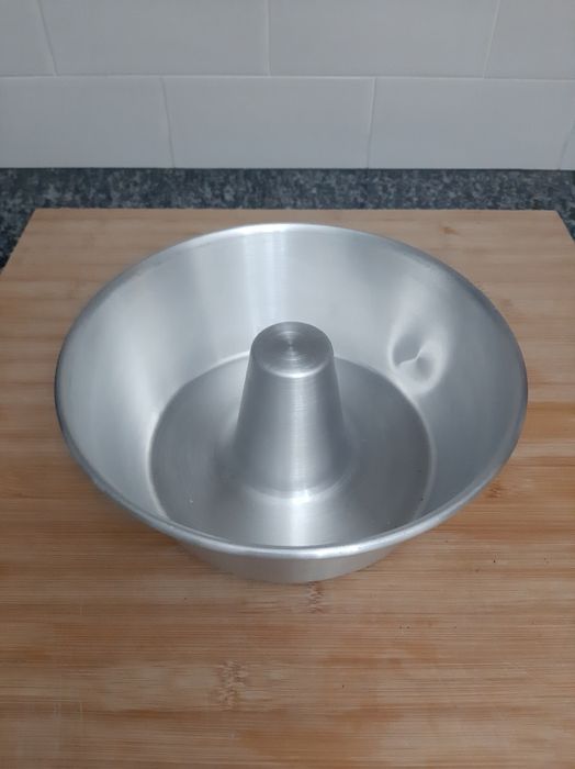 Forma para bolo em alumínio