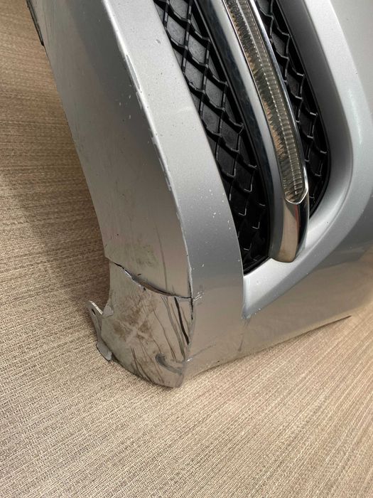 Zderzak przedni Mercedes w212 przed lift 6xpdc spryski kolor 775