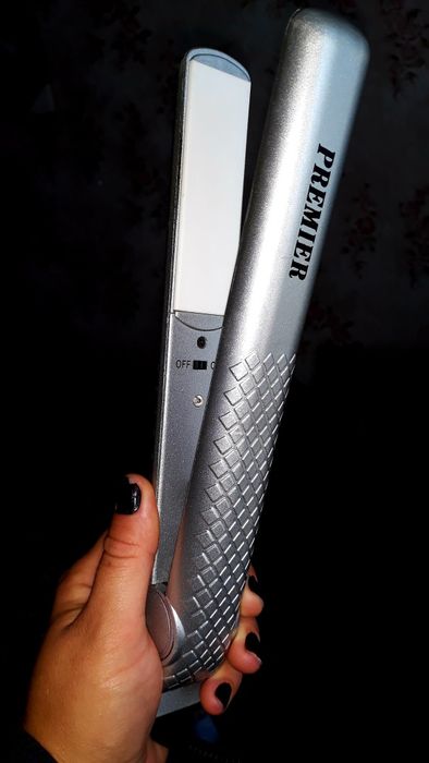 Утюжок для ,укладки волос Premier