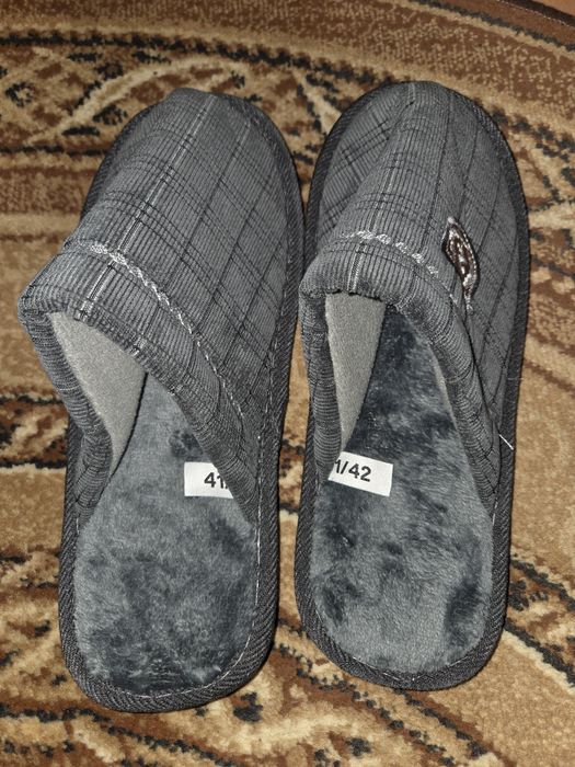 Kapcie męskie nowe 41/42