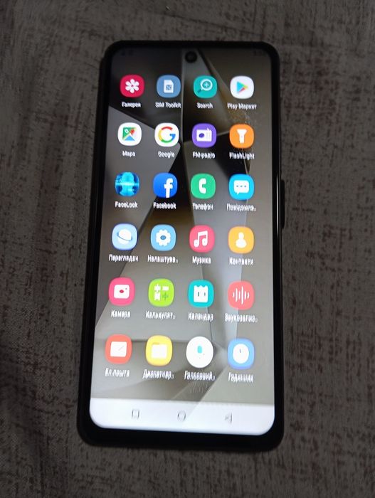 Телефон Samsung galaxy s25