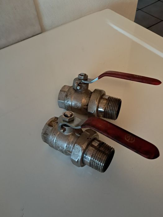 Zawór kulowy z srubunkiem 1 cal