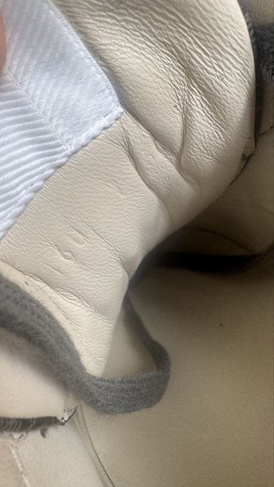 Sapatilhas Gucci Rhyton Sneaker em GG Supreme preto/cinza