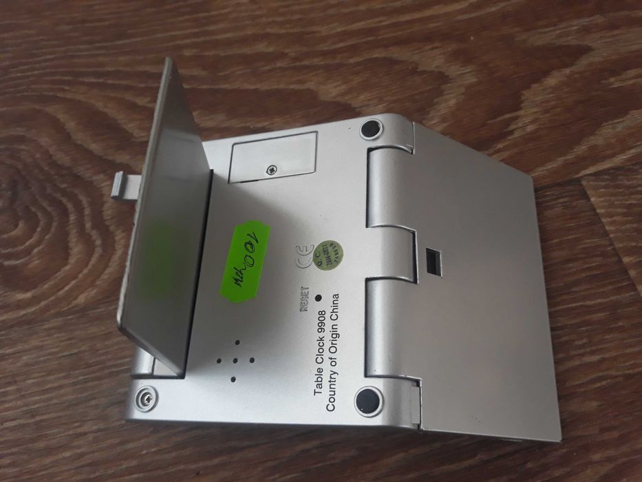 часы настольные "книжный клуб"