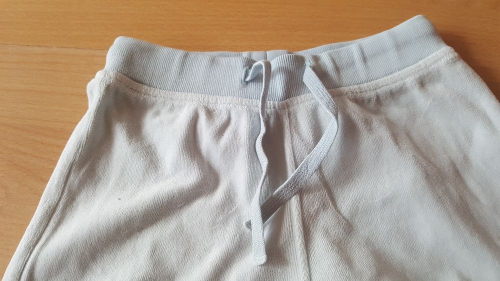 Dresy firmy H&M rozm.86