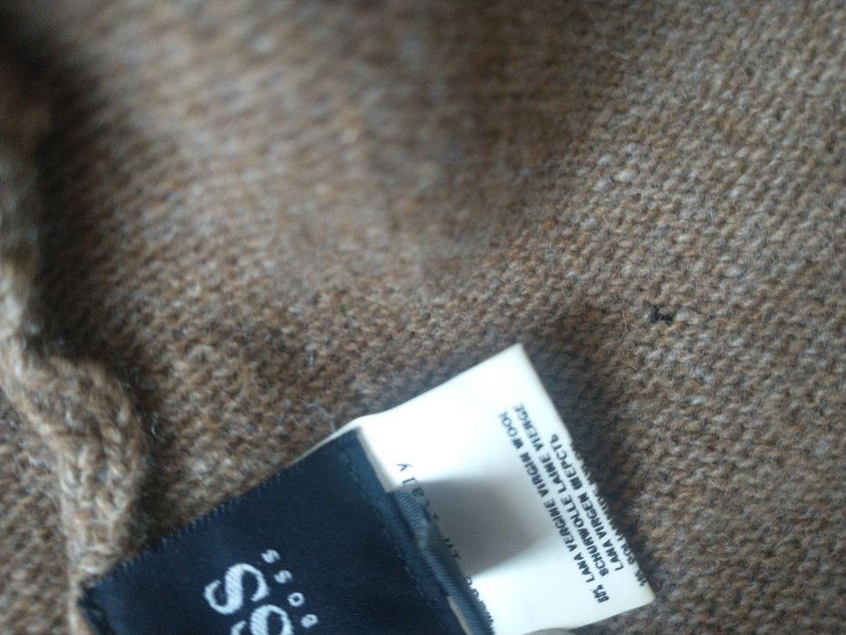 Hugo Boss czapka wełniana