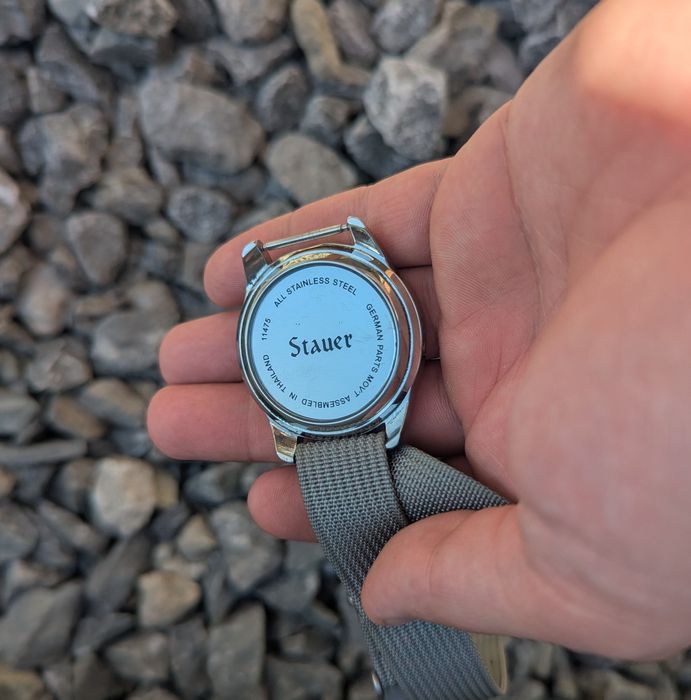Чоловічий годинник Stauer Atomic Watch