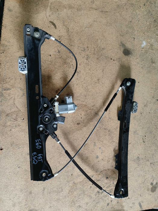 Elevador BMW serie 5 E60/61  frente esquerdo (lado condutor)