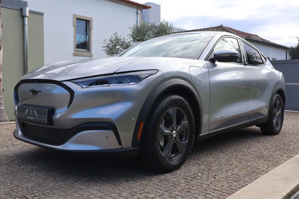 Ford Mustang Mach-E Standard