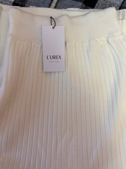 Юбка міді біла молочна