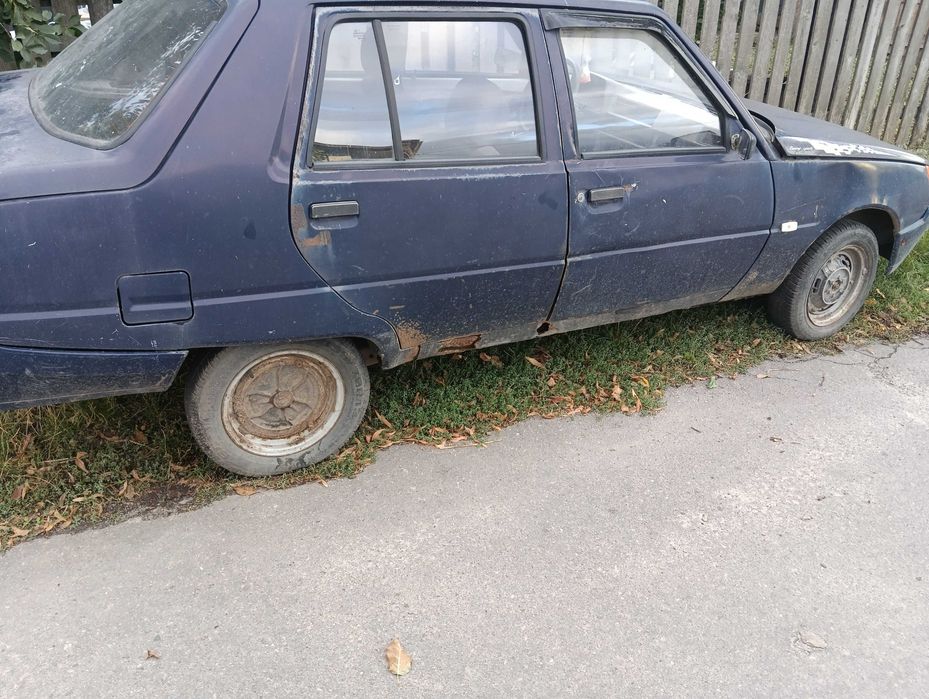 Продам авто заз таврія