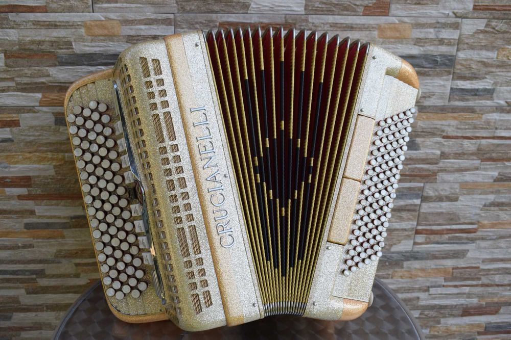 Acordeao Crucianelli 3 Voz. 96 Baixos N 249