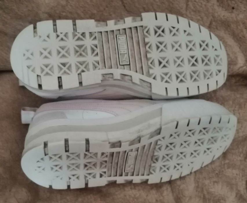 Sprzedam sneakersy 39