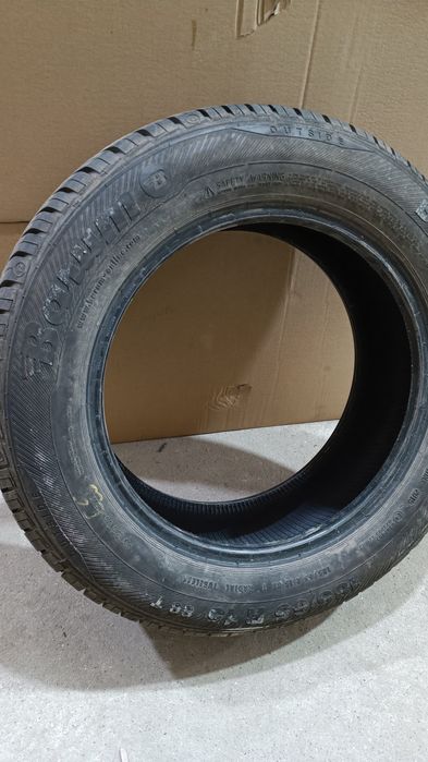 Скат для авто в гарному стані