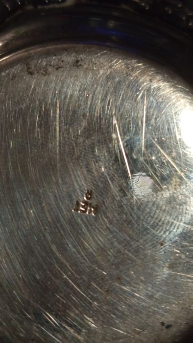 Posrebrzana Cukiernica Hefra, mlecznik Hefra motyw kiść winogron