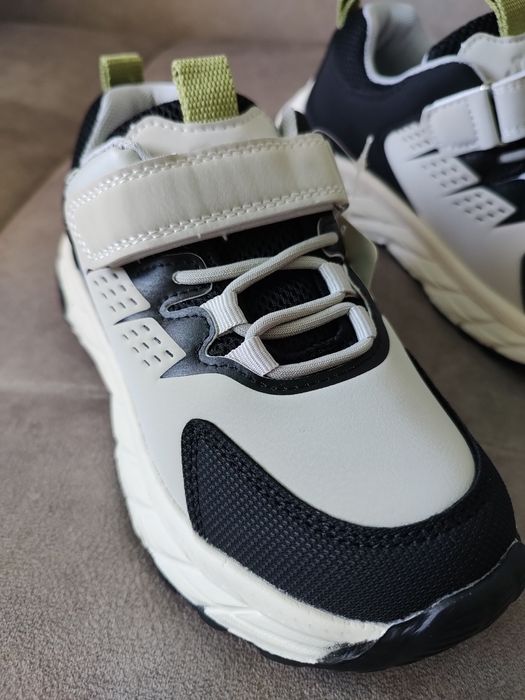 Кросівки для хлопчиків, р. 32-37