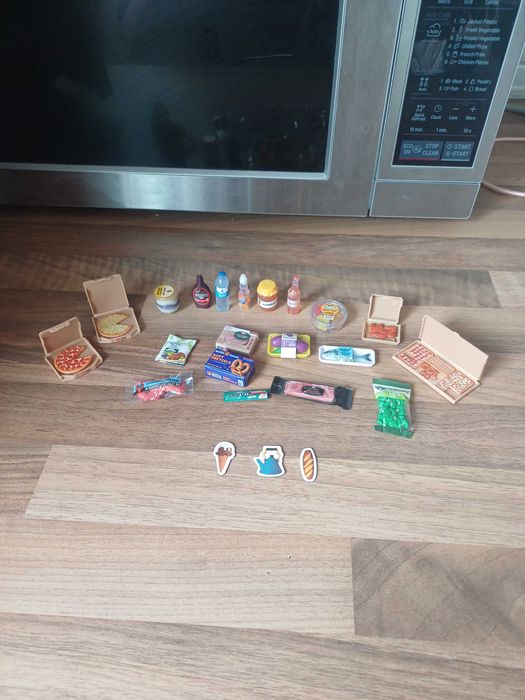 Mini brands originais