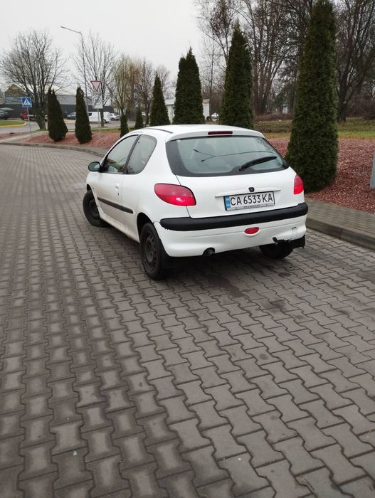 Продам пежо 206 .