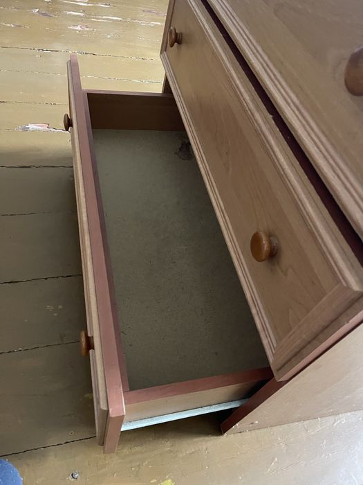 Комод  для  речей .