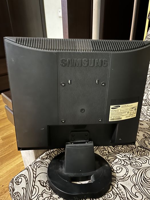 Mонітор Samsung SyncMaster 720N