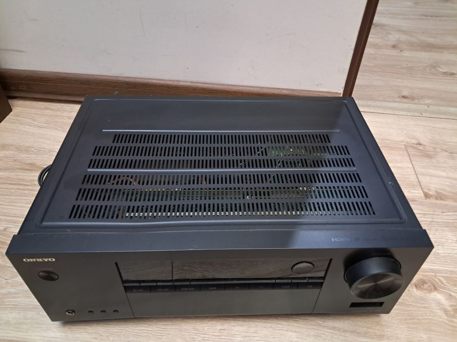 Onkyo HT R 395 amplituner