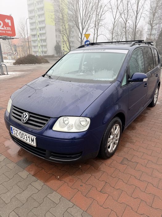 VW Touran 1.6 MPI 7-osobowy |